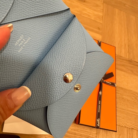 HERMES Epsom Calvi Duo Card Case in Celeste - Picture 4 of 12